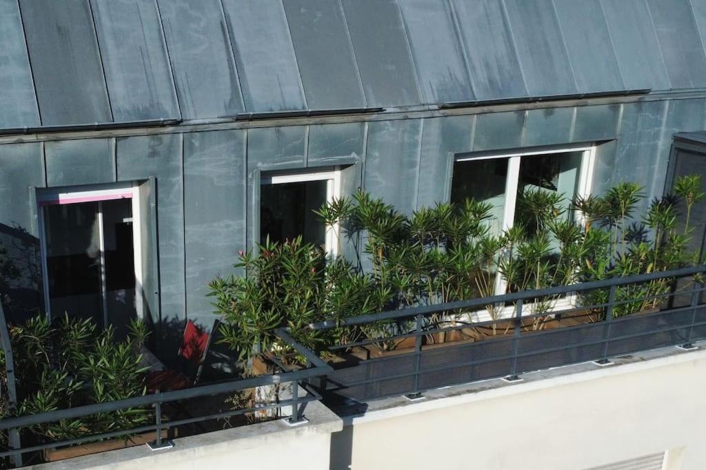 Studio Avec Terrasse Proche Des Transports. Issy-les-Moulineaux Exterior photo