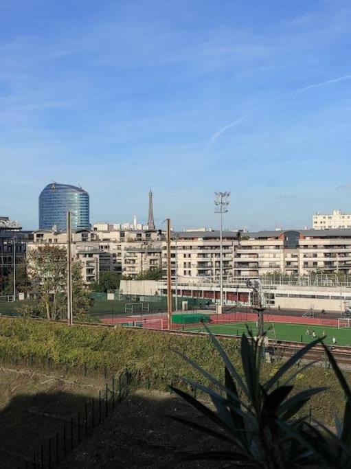 Studio Avec Terrasse Proche Des Transports. Issy-les-Moulineaux Exterior photo